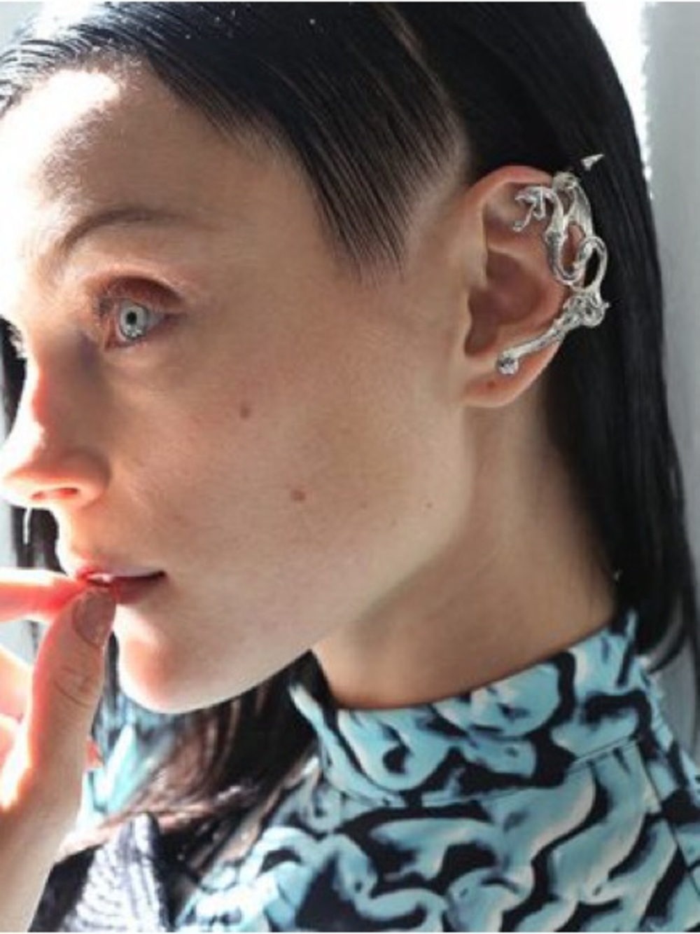 Rodarte Silver Dragon Ear Cuff - Picture 4 of 4